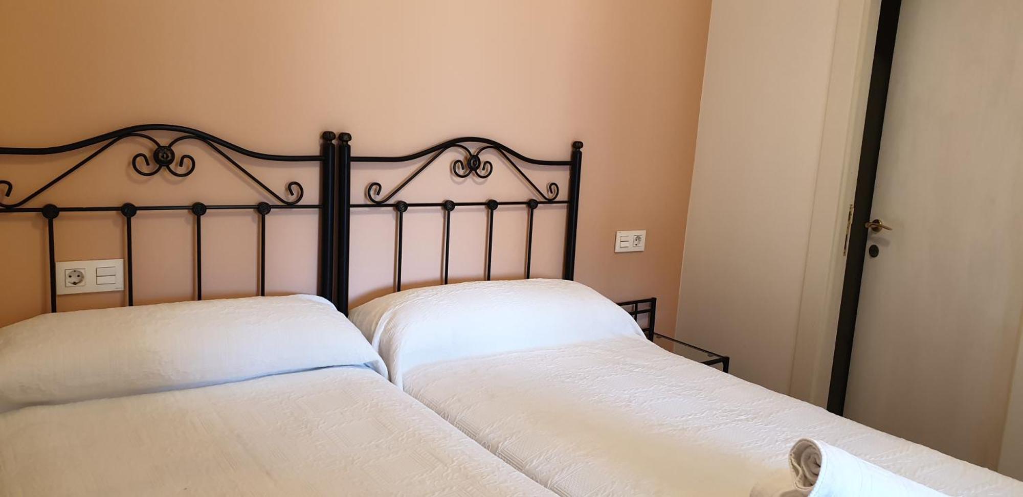 Apartamentos Fermin Onís Extérieur photo