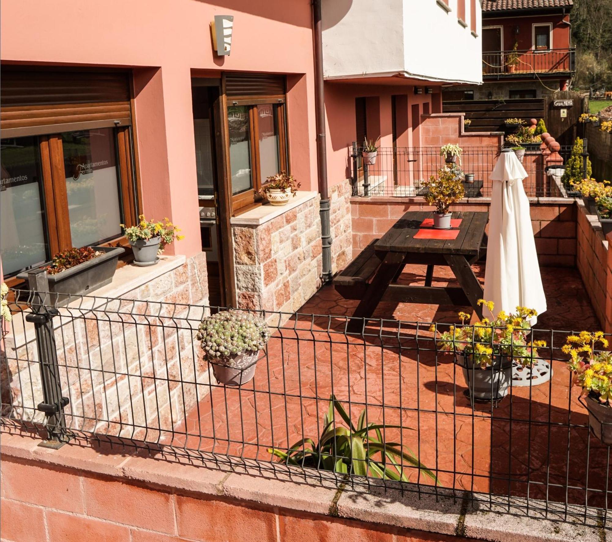 Apartamentos Fermin Onís Extérieur photo